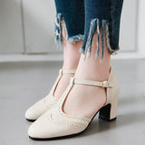 Chaussures années 50 t-strap cuir beige 34 vintage retro