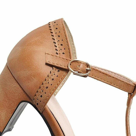 Chaussures années 50 t-strap cuir camel 34 vintage retro