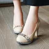 Chaussures look pin-up beiges année 50 vintage retro