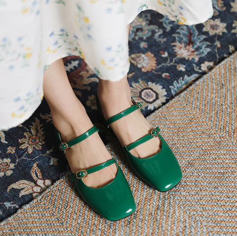 Chaussures À Petits Talons Retro