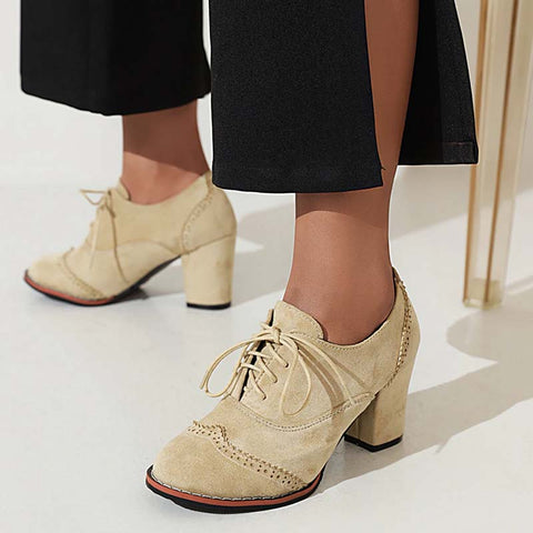 Chaussures vintage années 50 derby blanches retro pin-up