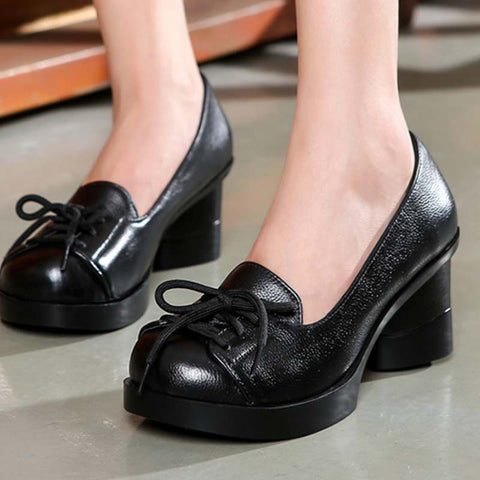 Escarpins retro noires talons vintage pin-up rockabilly femme